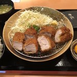 Yakuzen Nabe Buta Shabu Semmon Ten Nishitani - ヘレとんかつ