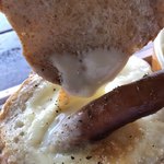 あるうのぱいん - パンの中にチーズフォンデュ！