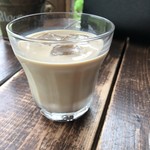 あるうのぱいん - カフェラテはほぼ牛乳味