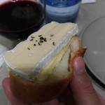 タカナシミルクレストラン - ブリーチーズとバター
