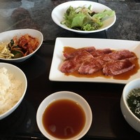 焼肉チャンピオン ペントハウス - ランチ