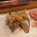 大天寿司 - イワシ握り