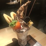 カフェ アグリーダック  - 生チョコレートパフェ
