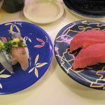 回転寿司 みさき - 秋刀魚と本マグロ
