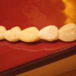 すし屋 真魚 - 小柱炙り