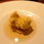 TACUBO - 太刀魚フリットをドライトマトのコンソメと焼きなすで