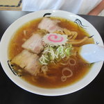 食堂 はせ川 - 醤油らーめん600円