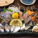 花かがり - サンマ刺（980円）