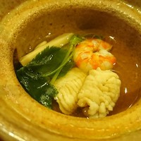 馳走 山傳 - 鱧と松茸の土瓶蒸しは鉄板やねえ