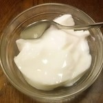 四川萌芽 - 杏仁豆腐