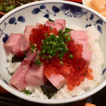 めしの助 - ぶりトロといくらの他人丼