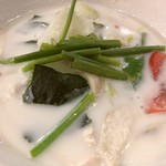 Nong Korn Restaurant - トムカーガイ