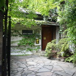 オテル・ドゥ・ミクニ - 入口付近