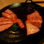 焼肉問屋 牛蔵 - サーロインとさぶとん