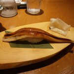 さかなや本舗 - 穴子握り（180円）up