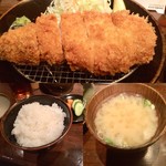 ロースカツ150g定食