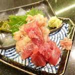 魚と酒 はなたれ 新橋店 - 大盛まぐろぶつ