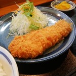 Taimu Tei - とんかつ定食（880円）