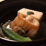 御料理 寺沢 - 喜知次と湯葉豆腐の椀物