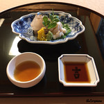 御料理 寺沢 - 鮎魚女の焼霜造りに石垣貝の湯霜造り