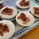 エヴァンタイユ ゴルフクラブ レストラン - 実演の硬いお肉のステーキ