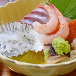 Miyakoya - シーフード定食の中のお刺身