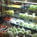 フルーツコレクションカクミ - フルーツも販売してます