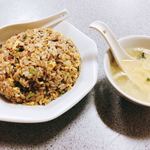 桃園 - 炒飯とスープ