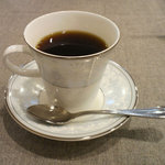 イタリア料理のお店 ラ　サラ  - コーヒー（ﾁｮｯﾄ煮詰まり感が・・・）　ドリンクは他に紅茶、ウーロン茶、オレンジジュース等から選べます。