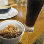 明石麦酒工房 時 - コムヒースタウトとホノルルビアナッツの組み合わせは神がかってる！