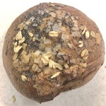 ほうじ茶大納言クリーム&くるみ 300円(税込)