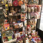 アサヒ屋酒店 - 乾き物も豊富
