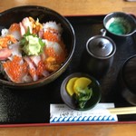 Okeshou Sengyono Kaichuuen - 海鮮丼