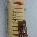 ファミリーマート - もっちパン(ミート&チーズ)