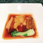 花梨 - 中国三大乾燥珍味を使った濃厚コラーゲン煮込み