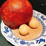 花梨 - 中秋の満月 煎堆皇(チントイウォン)