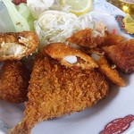ふじや - ミックスフライは、アジ、イカ、コロッケでした