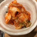 焼肉処 まるます家 - キムチ