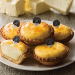 焼きたてチーズタルト専門店PABLO - 