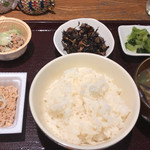 納豆工房せんだい屋 - 納豆食べ放題定食