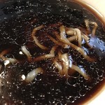 拉麺酒房 熊人 - つけ麺三種盛りの粗挽き麺とつけ汁