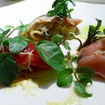 ラ・ポスト -  鯖の薫製、鰤のマリネ、マグロの冷製 ずわい蟹とアボカド