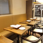 ビストロ フジノ - 店内