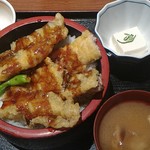 Doma - さんま天丼850円。