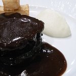 彩香亭 -  牛肉の赤ワイン煮、セロリアックのフライ