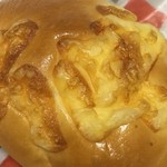 コペンハーベスト - チーズ (*´ω`*) パン