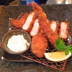 とんかつ マンジェ - とんかつ、天然エビフライ、カニクリームコロッケ