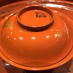 草喰 なかひがし - トンボとブドウに秋を感じ