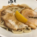 麺匠 中うえ  - 麺 つけ汁つけないで食べてみるべきやったなぁ