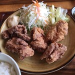 Cafe narumari - 唐揚げ定食・5個(830円)　唐揚げ